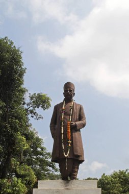 Pandit Madan Mohan Malavia heykeli, Varansi, Uttar Pradesh, Hindistan 