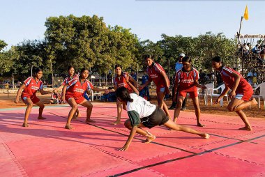 Kabaddi oynayan kadınlar, Tamil Nadu, Hindistan