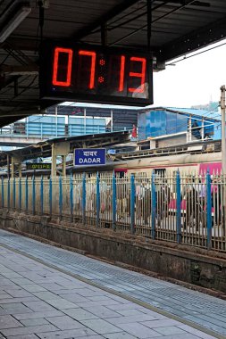 Dadar Railway Station, Mumbai, Maharashtra, India, Asia  clipart