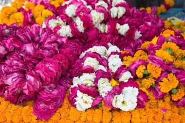 Çiçek çelenkleri satılık, mathura, uttar pradesh, Hindistan, Asya 