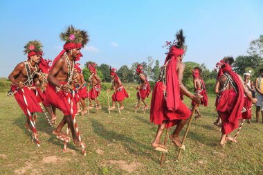 Gendi dansı, bastar, chhattisgarh, Hindistan, Asya 
