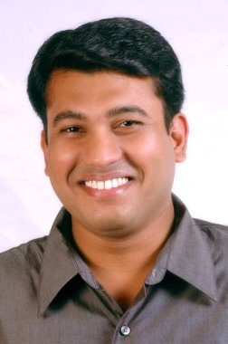 Hintli gülümseyen portre kadar kapatın