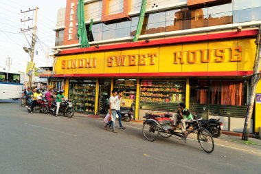 Sindhi Şeker Dükkanı, Haldwani, Nainital, Kumaon, Uttarakhand, Hindistan, Asya 