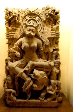 Hindistan 'ın Batı Bengal kentindeki Hint müzesi binasında Narasimha heykeli (Vishnu' nun bir formu) 