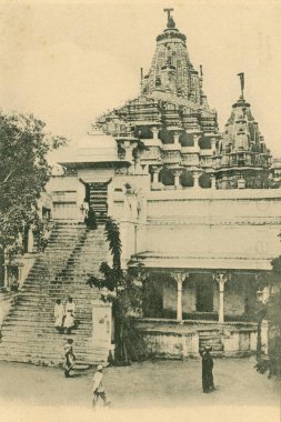 M.S. 1651 'de Mihrace Singh, Rajasthan ve Hindistan tarafından inşa edilen Jagdish tapınağı.
