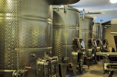 Şarap, üzüm mayalama fabrikası, Virginia, ABD