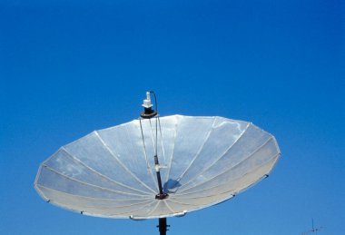 Bulaşık anteni Mavili Gökyüzü Arkaplanı, Hindistan