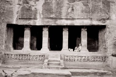 Kaya oyukları Badami, Karnataka, Hindistan