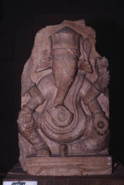 Ganesh Ganpati heykeli; orchha; madhya pradesh; Hindistan