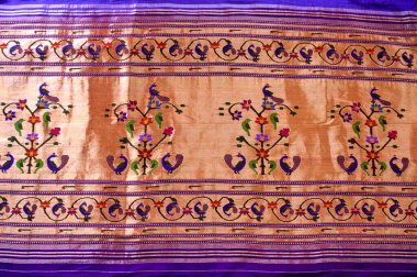 Batikli güzel renkli kumaş dokusu 