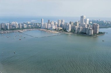 Mumbai Maharashtra Hindistan 'daki manşet geçit töreninin havadan görüntüsü. 