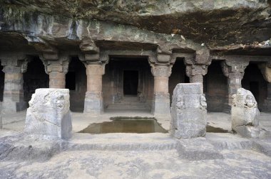 Bir numaralı Budist kayalık mağarası, Aurangabad mağaraları, maharashtra, Hindistan 