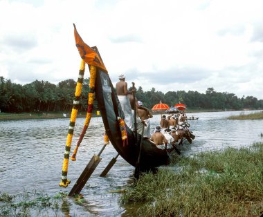 Aranmula Pamba Nehri 'nde tekne yarışı, Kerala, Hindistan 