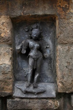 Mimarlık; chousath (64) yoginis tapınağı; Bhubaneswar; Orissa; Hindistan