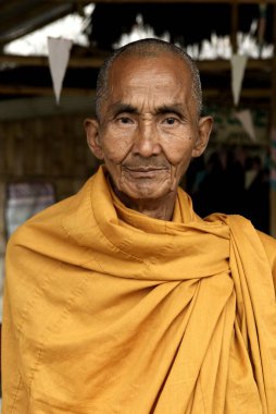 Kameraya bakan adam; Chakma kabilesi; Arunachal Pradesh; Hindistan