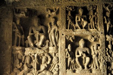 Mağaralardaki Budist Paneli Aurangabad Maharashtra Hindistan.
