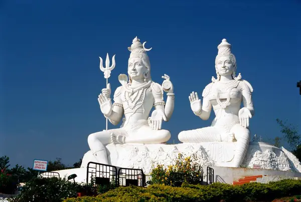 stock image God and goddess Shiva Parvati in Kailasagiri, Visakhapatnam, Andhra Pradesh, India 