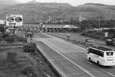 Toll Naka Plaza Talegaon Mumbai Pune Otoyolu Maharashtra Hindistan Asya Eylül 2011