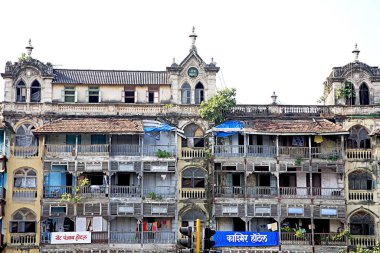 Eski Jer Mahal toplu konutları; Dhobi Talao; Vasudev Balwant Phadke Chowk; Deniz hatları; Bombay Mumbai; Maharashtra; Hindistan