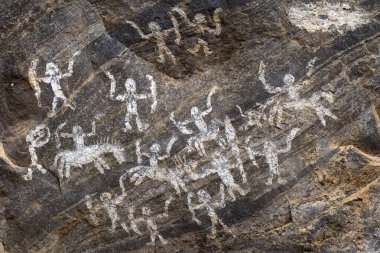 Karikkiyoor 'daki Porivarai' de tarih öncesi kaya resimleri; Nilgiris; Tamil Nadu; Hindistan