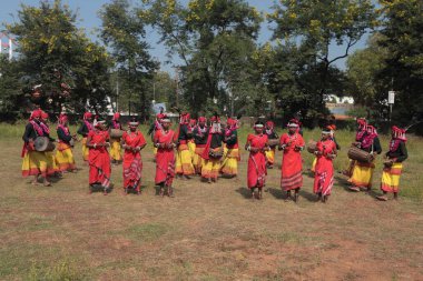 Mudia kabile dansçıları, jagdalpur, chhattisgarh, Hindistan, Asya 