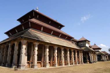1430 yılında inşa edilen Chandranatha Basadi olarak da bilinen Thribhuvana Tilaka Choodamani Basadi, Moodbidri, Dakshina Kannada Bölgesi, Karnataka, Hindistan 