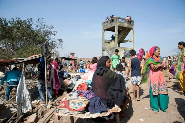 Kenar mahalle yangını, damu nagar, kandivali, mumbai, maharashtra, Hindistan, Asya  