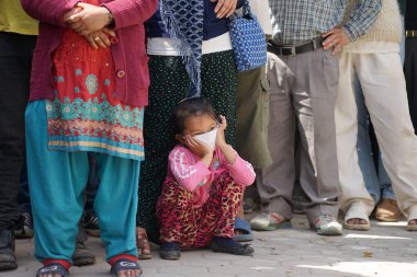 Çocuk koruyucu maskeler, deprem, nepal, Asya 