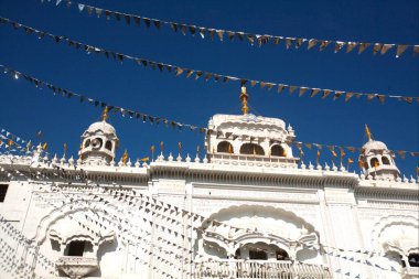 Nanded, Maharashtra 'daki Guru-Granth Sahib' in 30. yılı için Sachkhand Saheb Gurudwara 'da madalyalar, 30-Ekim-2008 