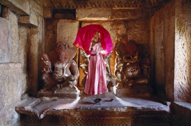 Güneş Tapınağı 5. yüzyıl Gurjar, Pratihara Dönemi Ossian, Rajasthan, Hindistan 