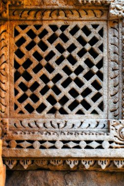Geometrik desenler; Rani ki vav; taş oyma; yeraltı yapısı; iyi adım at; Patan; Gujarat; Hindistan