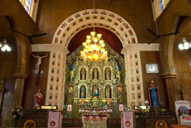 Hindistan, Kerala 'nın Kottayam ilçesinde bulunan 105 A.D.in Kuravilangad' da inşa edilen St. Marys Mariam Forane Kilisesi. 