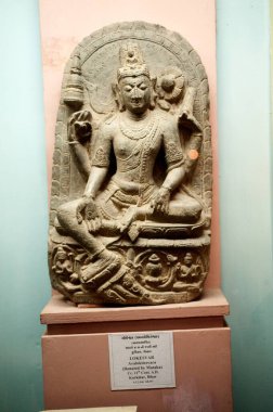 Lokeshsvar avalokitesvara vadodara müzesinde Gujarat Hindistan Asya