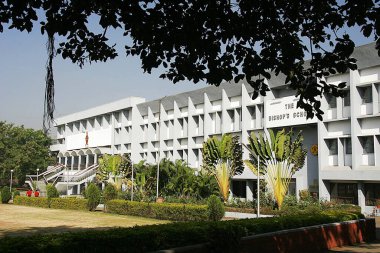 Mimarlık; Piskoposluk Okulu binası; Kamp; Pune; Maharashtra; Hindistan 
