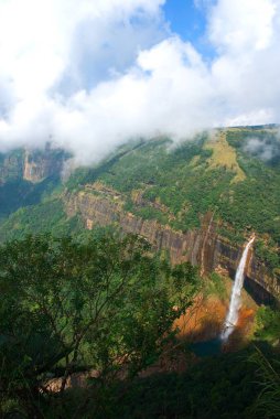 Noh Kalikai Fall, Cherrapunji, Meghalaya, Hindistan