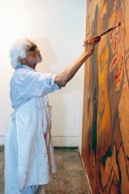 Pundole sanat galerisi mumbai Maharashtra Hindistan 'da MF Hussain tablosu 