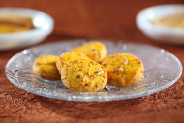 ezilmiş kuru meyve kurabiyeleri 