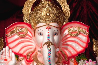 Ganpati festivalinde Lord Ganesh heykeli; Pune; Maharashtra; Hindistan 2009