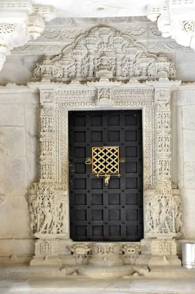stock image Decorative door of adinatha jain temple in ranakpur at rajasthan india Asia