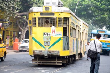 Tramvay eski bir ulaşım hizmeti, Kalküta şimdi Kolkata, Batı Bengal, Hindistan 