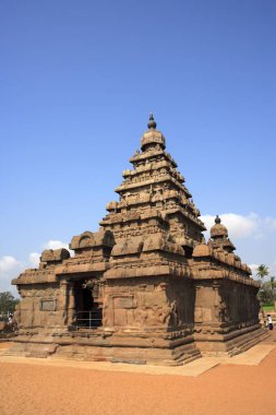Shore temple dedicated to gods Vishnu and Shiva built during the reign of Pallava King Rajasimha (c. 700 - 728) ; Mahabalipuram; District Chengalpattu ;  Tamil Nadu ; India UNESCO World Heritage Site clipart
