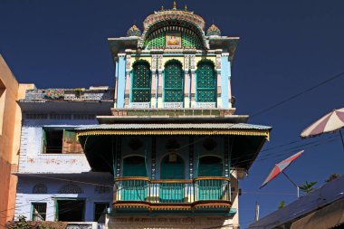 Hindistan, Rajasthan, Village 'daki eski evler  