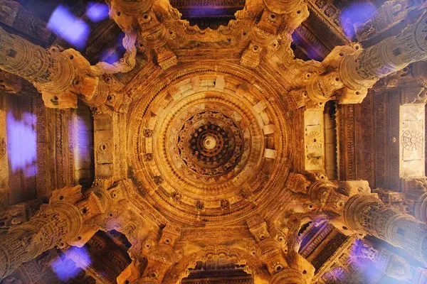 Güneş Tapınağı, Modhera, Gujarat, Hindistan