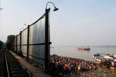 Babu Ghat, Kolkata, Batı Bengal, Hindistan 