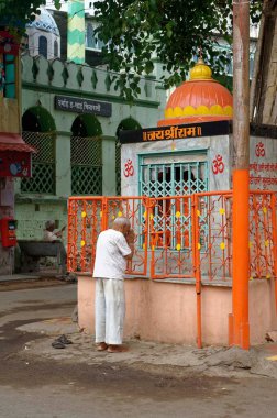 Dargah Şah, Miraj, Maharashtra, Hindistan, Asya yakınlarında shree ram mandir 