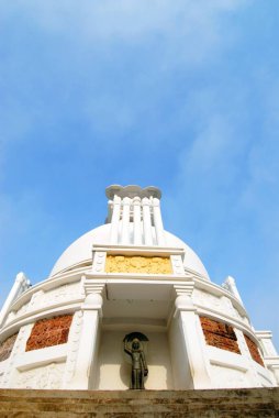 Shanti stupa, Dauli Hill, Bhubaneswar, Orissa, Hindistan 