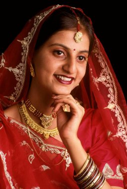 Rajasthani hanım çenesini kapalı tuttu, Bellee, Rajasthani, Hindistan