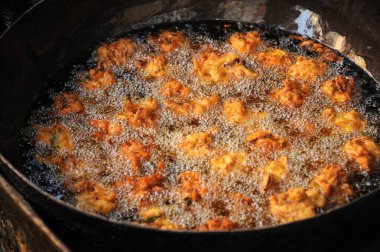 Hint çerezi - yağda kızartılmış soğan bhaji