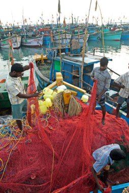 Royapuram Madras, Chennai, Tamil Nadu, Hindistan 'da balıkçı tekneleri  