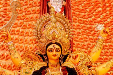Hindu mitolojik idolü Durga Mata, Ambe Mata, Kali Mata Dussera dusera Festivali sırasında, Hindistan 